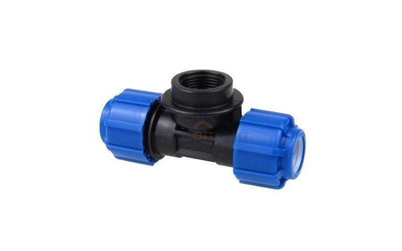 Тройник с переходом на внутреннюю резьбу Политэк - 40 x 3/4